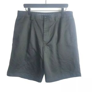 Van Heusen Black pleated golf dress shorts Size 34